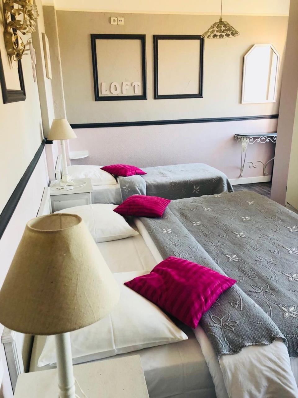 Du Centre Hotel 2*